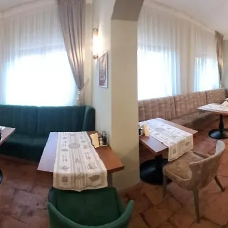 Pensiunea Casa Cranta 3* Braşov