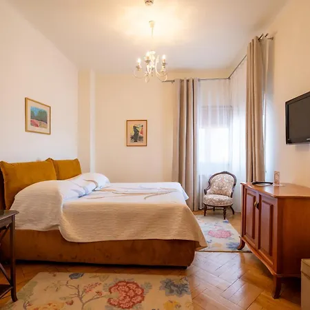 招待所 Pensiunea Casa Cranta 3*