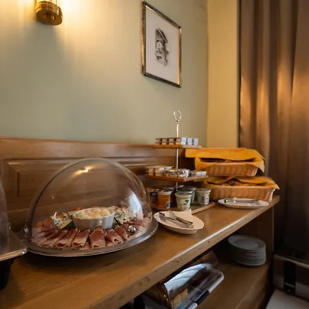 Pensiunea Casa Cranta Guest house 3*