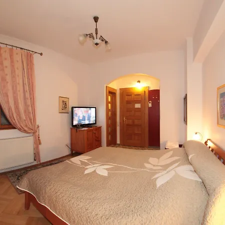 Guest house Pensiunea Casa Cranta Brasov