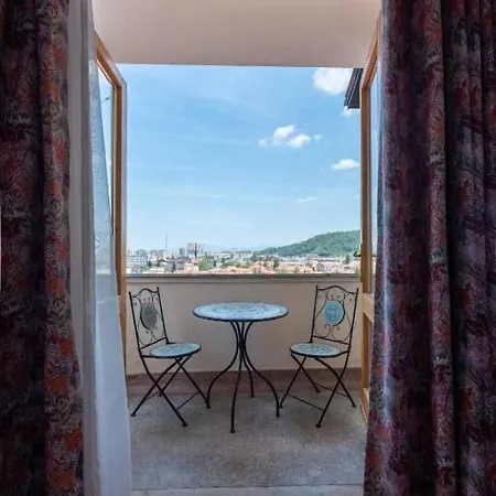Pensiunea Casa Cranta Guest house