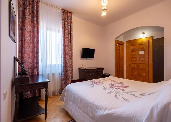 Pensiunea Casa Cranta 3*